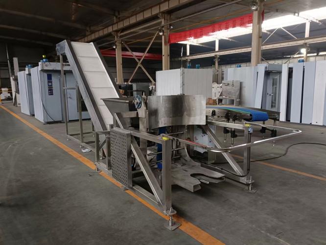工厂生产 翻缸机 分块机 面团提升机 大型商用食品厂烘焙设备